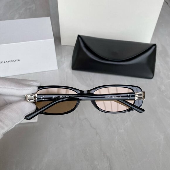 Gentle Monster Black Oval Sunglasses Brown Lens Retro Chic main image 6